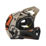 1662648573-2000_631a00fd8d390767617482-helmet-mdk-tld-black-desert-d.jpg