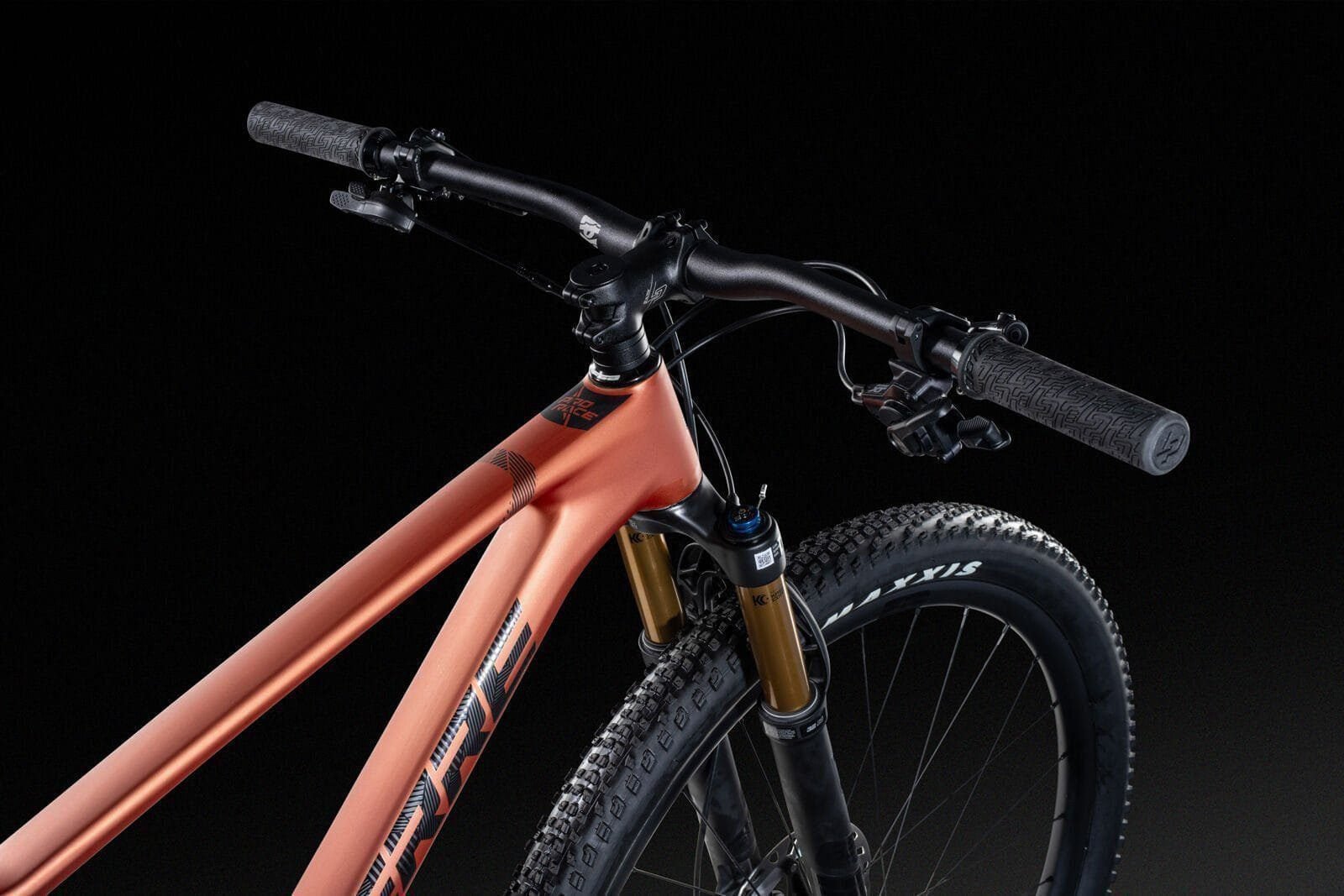 Prorace-CF-8.9-C1-Lapierre-MY24-View-3.jpeg