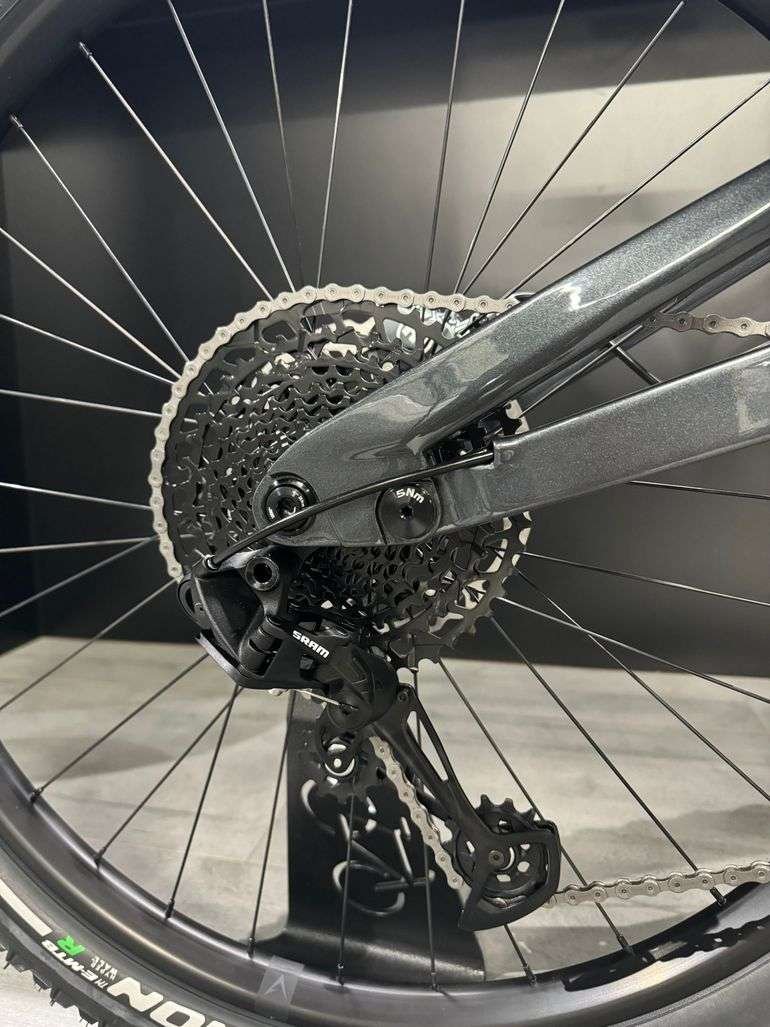 VTT-Electrique-bianchi-e-Vertic-FX-Type-Pro.jpg