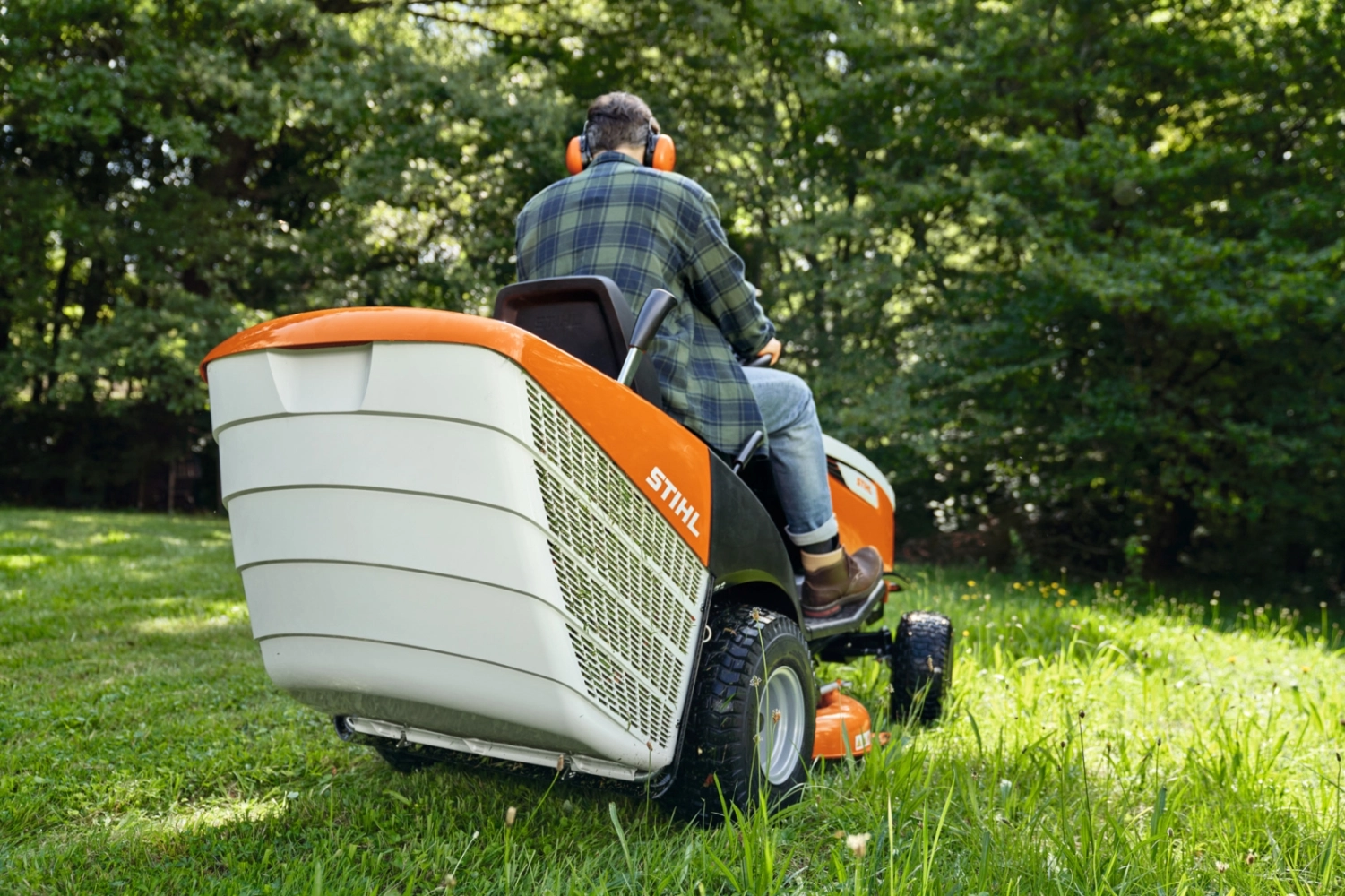 stihl-tracteur-tondeuse-stihl-rt-5097-8-1.webp