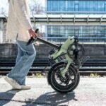 velo-pliant-electrique-eovolt-morningbleu.jpg