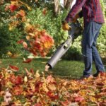 yardworks-12a-blower-vac-with-aero-force-technology-09c31363-1c05-4650-bdc0-3067f1798aa5-jpgrendition-1.jpg